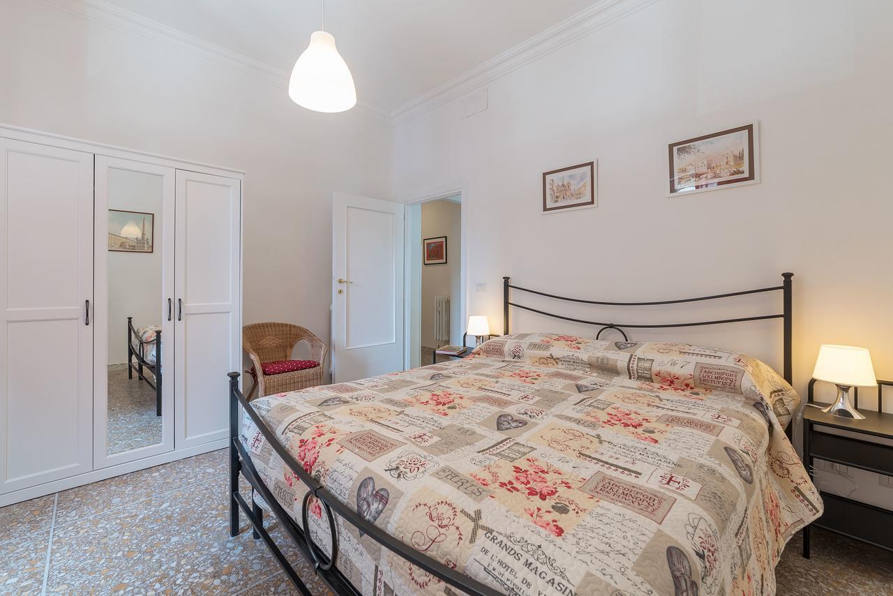 Red & White Vatican Apartment Roma Exterior foto