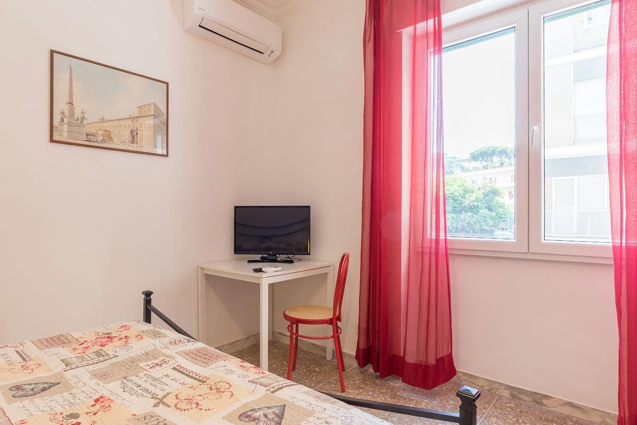 Red & White Vatican Apartment Roma Exterior foto